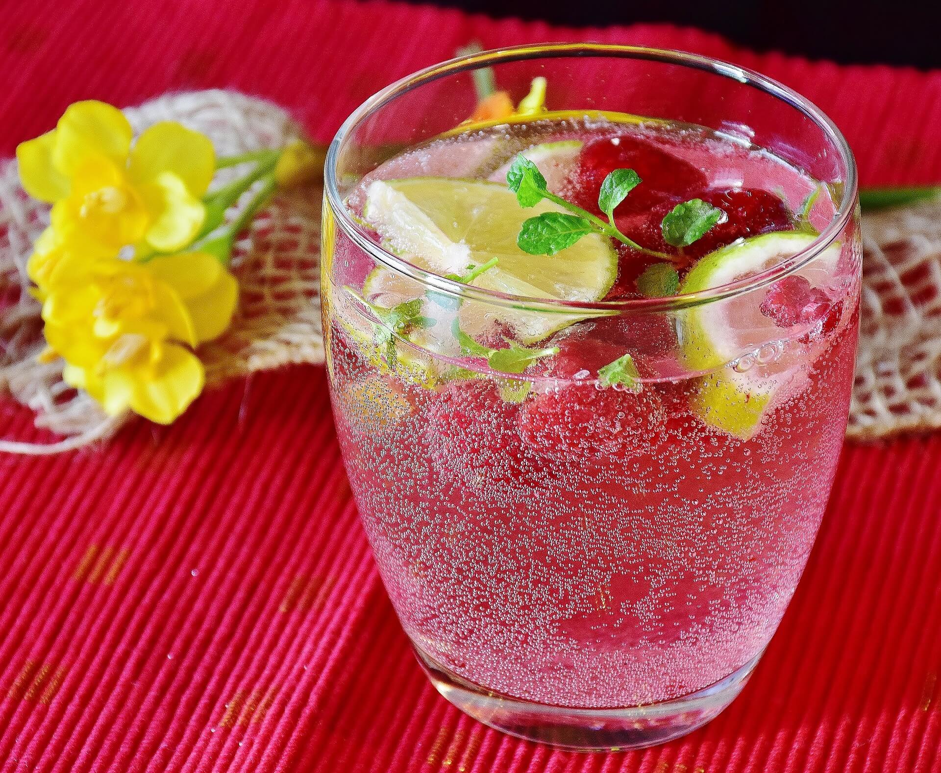 Lekkere combinatie: Spa met fruit