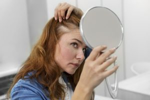 Grijze haren voorkomen - Deze invloed heeft voeding op grijze haren