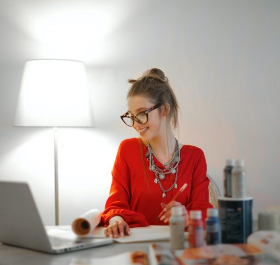 10 gezonde snacks om de hele dag achter je bureau te blijven zitten