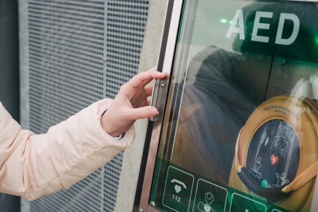 AED in de buurt 1600px
