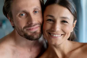 Het beste anti-aging geheim Hoe regelmatige sex je knapper maakt