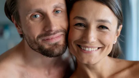 Het beste anti-aging geheim Hoe regelmatige sex je knapper maakt